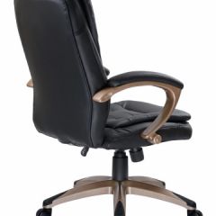 Офисное кресло для руководителей DOBRIN DONALD LMR-106B чёрный в Невьянске - nevyansk.mebel24.online | фото 3