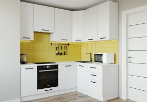 Кухонный гарнитур Белый Глянец 2200*1600 h950 (Стол. 38мм) в Невьянске - nevyansk.mebel24.online | фото 1